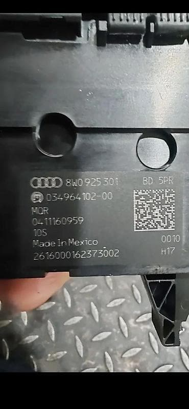 glava upravljaca: AUDI Q5 80A PREKIDAC TASTER ESP 8W0925301 | Audi delovi ZEMUN — 4