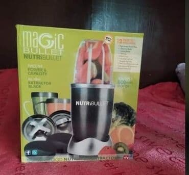Blenderi, mikseri: Nutrobullet set od 12 delova. Set sadrzi bazu od 0. 7 litara, dve — 1