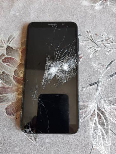 Motorola: Motorola Moto E6, bоја - Crna — 2