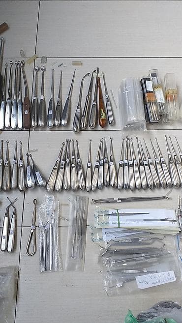 Other medical supplies: Oštra kašika Kireta Bone cureta Wiliger Martini, Barth, Kerpel — 10