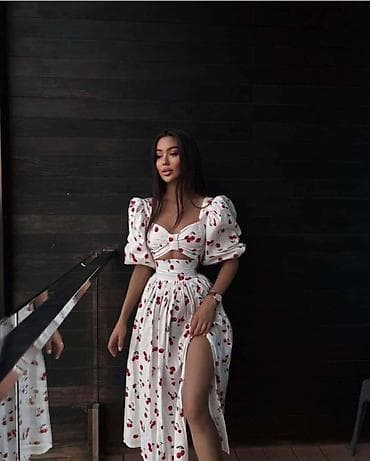 Set – top i midi suknja sa voćnim printom - Dizajn: romantičan letnji