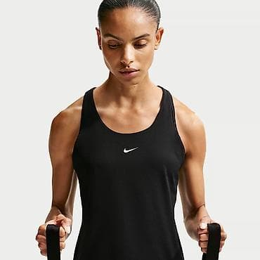 Lične stvari: Nike Pro Women's Dri-FIT Tank Top vel. S, M 
Recycled Materials
IB — 2