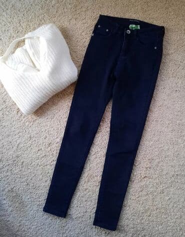 helanke sa mrezicom: DOLCE & GABBANA farmerke. Imaju dosta elastina. U pitanju je — 2