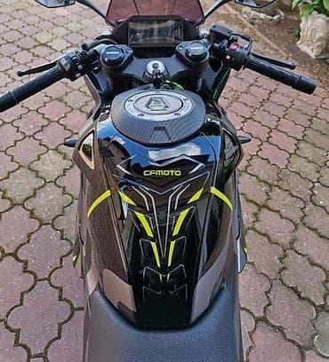 CFMOTO - tank pad - 1366 📌 Opis: Samolepljivi protektor za rezervoar — 4