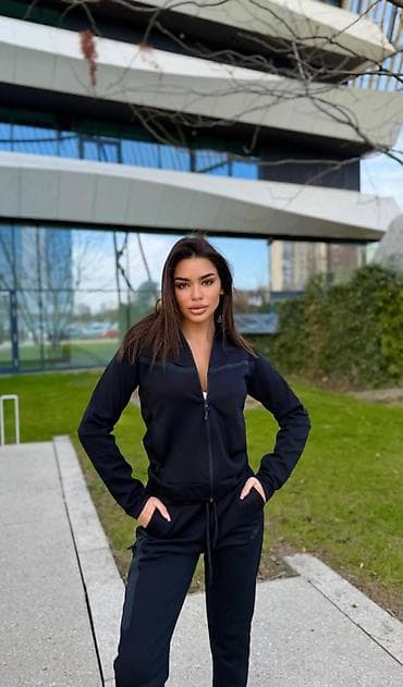 ceo set: Komplet trenerke NIKE gornji deo i donji deo. - Materijal kvalitetan — 4