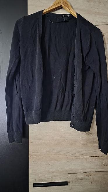 Dukserice: Crni kardigan H&M - Model: lagani pleteni kardigan na kopčanje — 2