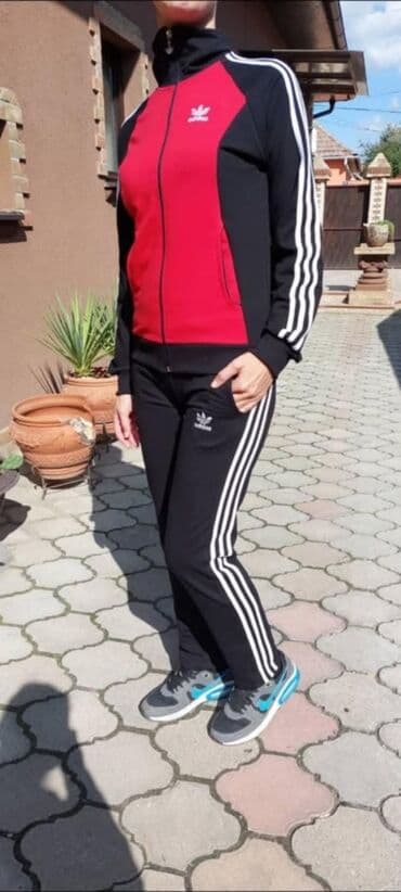 jakne sa prirodnim krznom: Adidas, L (EU 40), Prugasti, bоја - Crna — 6
