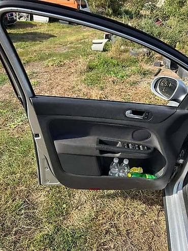 prsa golf 5: BRAVE/KVAKE ZA VOLKSWAGEN GOLF PLUS | Polovni Delovi za Volkswagen — 1