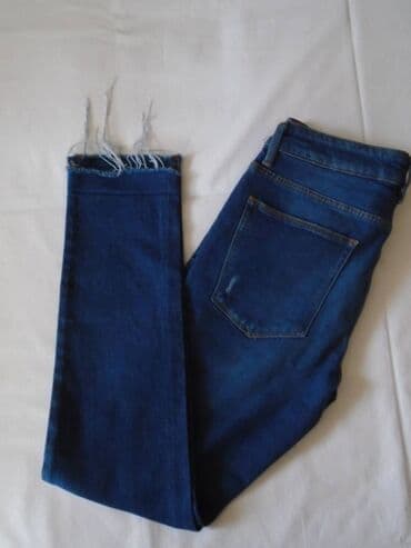 push up pantalone: Bershka farmerke sa cepkanim detaljima, par puta nošene u odličnom — 6