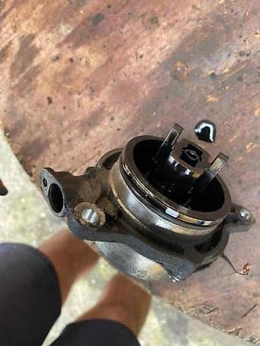 bmw e39: VAKUM PUMPA ZA BMW SERIJA 1 OD 2004. DO 2010. GOD. | Garancija na — 2