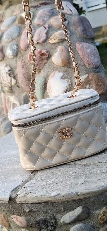 polaroid naocare beograd: Shoulder bag, Chanel — 2