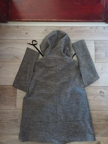 vunene jakne i dzemperi: ZARA BASIC ženska jakna/duži kaput od pletiva sa kapuljačom - Model — 3