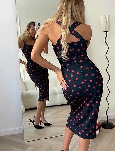 Elegantna midi haljina na tufne. - Kroj: pripijena silueta sa visokim — 4