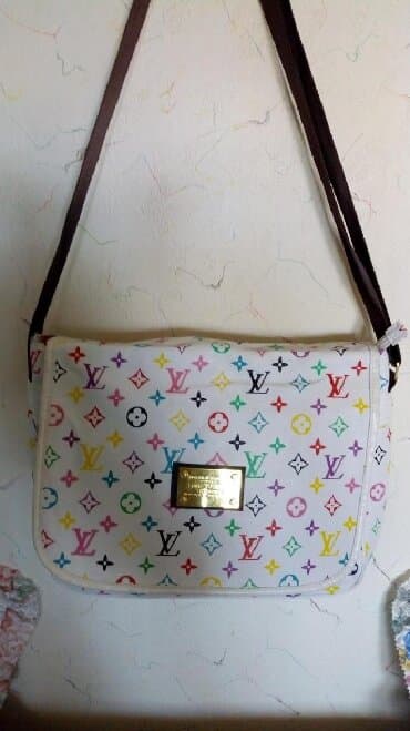 guess torbe kako prepoznati original: Shoulder bag, Louis Vuitton, Material: Faux leather — 2