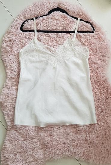 Beli ženski satenski top na bretele - Materijal: glatka, svilenkasta