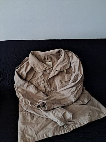 komplet pantalone i prsluk: Bež muška jakna – klasičan model sa kragnom i kopčanjem na rajsferšlus — 1