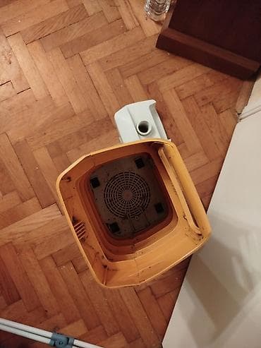 retro konzola cena: Retro stari Sloboda Cacak usisivac Progress Super 600. Fali dugme za — 1