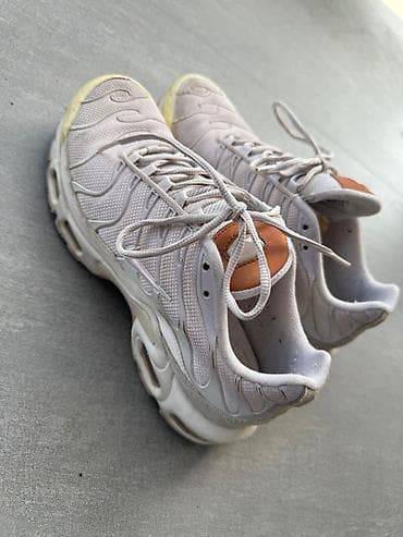 jack wolfskin patike: Nike Air Max Plus (TN) patike – bež/bela nijansa sa svetloružičastim — 3