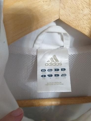 pull and bear jakne: Adidas muška sportska jakna L vel na rajsferšlus - Model: lagana — 2