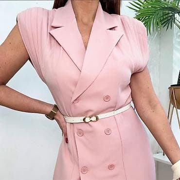 Women's Sweatsuits: Elegantna midi haljina bez rukava sa rever kragnom i dvorednim — 9