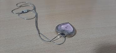 kais za g shock: GUESS privezak sat sa srebrnim lancima težine 4,35grbez manasat — 5