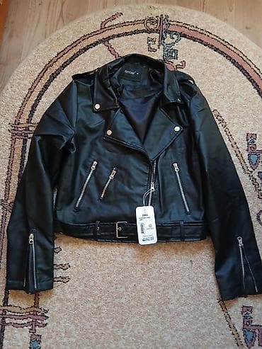 Ženska biker jakna od eko kože, brend Enter (etiketa vidljiva) na lalafo.rs Ženska biker jakna od eko kože, brend Enter (etiketa vidljiva)