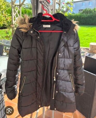 Women's Clothing: Crna H&m zimska jakna Vel 134 za 8/9god (puffer/parka stil) sa — 1