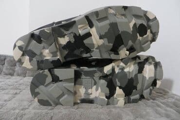 Sandals and flip-flops: Boots, size - 45 — 4