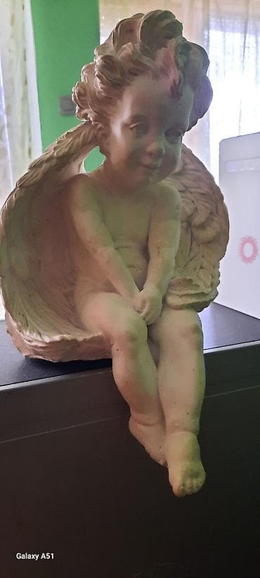 На продају! Скулптура „ Бели анђео“ дело руског уметника из 2011