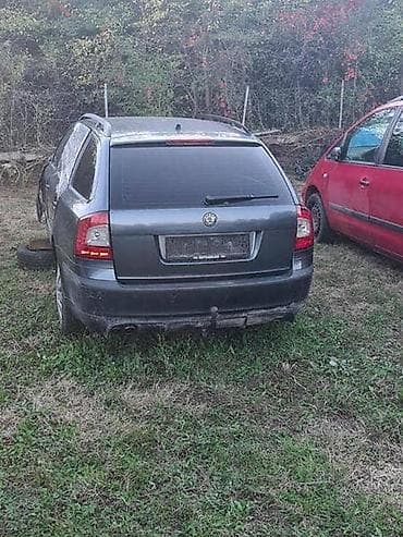 manuel auto: ŠKODA OCTAVIA 2006. GOD. - KOMPLETAN AUTO U DELOVIMA | ŠKODA OKTAVIA — 1