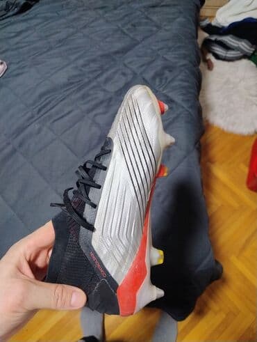 dva i po muskarca sa prevodom na srpski: Football boots, Adidas, size - 43 — 4