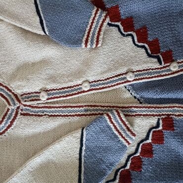 new yorker ves: Buckle, Geometrical, Embroidery — 1