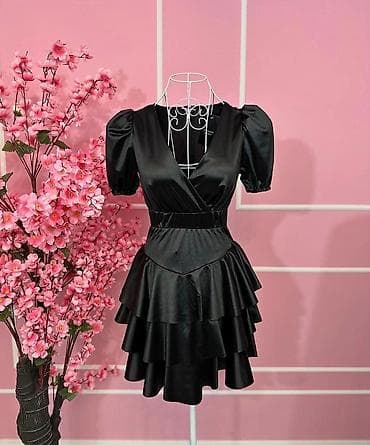 Saten dress 🩷
SML
2700 Rsd na lalafo.rs Saten dress 🩷
SML
2700 Rsd