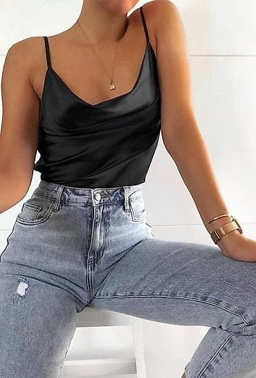 majice bre: Satenski krop top sa tankim bretelama
1550 din
S M L — 9