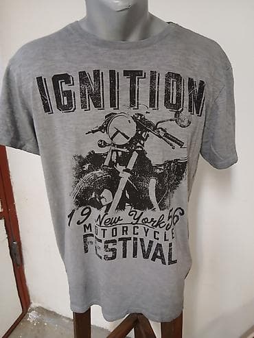 majice tommy hilfiger: Muška majica kratkih rukava sa printom “IGNITION” i motivom klasičnog — 1