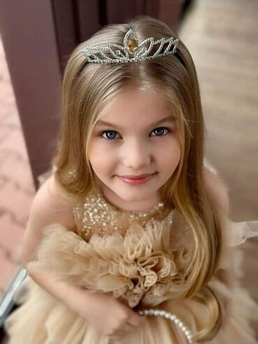 leprsave haljine do kolena: 2 do 12 god 6900 din — 2