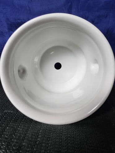 porcelanske solje za caj: Saksija nova Vohenstrauss J.Seltmann Bavaria. 1950g +. Porcelanska — 8