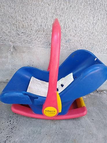set za negu bebe: Nosiljka/auto sediste/ljuljaska za decu nedostaje presvlaka i — 9