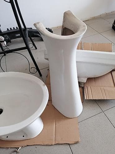 sudopera element: Keramički set za kupatilo – lavabo sa postoljem i bide - Materijal — 3