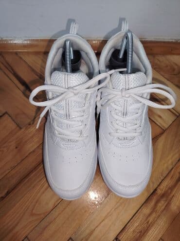 nike crno bele: Patike, Skechers, veličina - 38.5 — 1