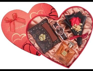 kais za kaput: Prelepi setovi za zene
Odlican poklon za dame
Cena seta: 3400din — 1
