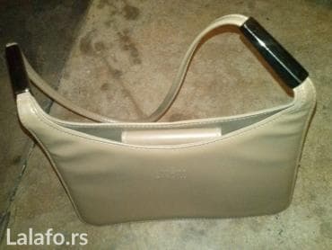 haljina s: Torbica odlicna — 1