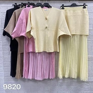 kompleti suknja i sako: 💫Dvodelni ženski komplet sa plisiranom suknjom

✅2999 din — 5