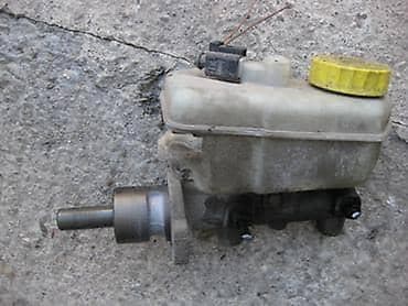 trake: GLAVNI KOČIONI CILINDAR ZA VOLKSWAGEN POLO OD 1996. DO 2003. GOD. | — 2