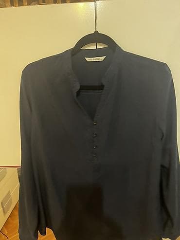 Ženska bluza brenda “No & Soon”, veličina 42. - Boja: tamnoplava na lalafo.rs Ženska bluza brenda “No & Soon”, veličina 42. - Boja: tamnoplava