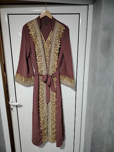 Skafanderi: Ženska dvodelna tradicionalna haljina/kaftan set - Boja: pudrasto — 1