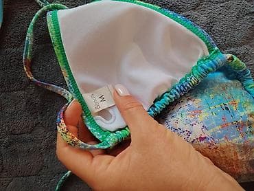 h m korset s: Bikini set Bonatti – trodelni/trouglasti gornji deo na vez i klasičan — 5