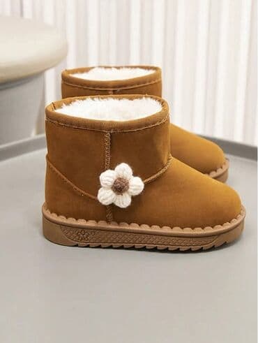 lidl drvena kuhinja za djecu: Cena:2000din Dostupni brojevi:33 Poručuje se isporuka za desetak — 2