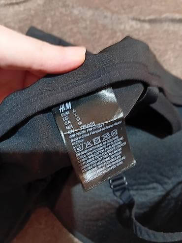 dhgate balenciaga triple s: H&M ženski bodi – crni, model sa korpama i tangama m/l - Brend — 2