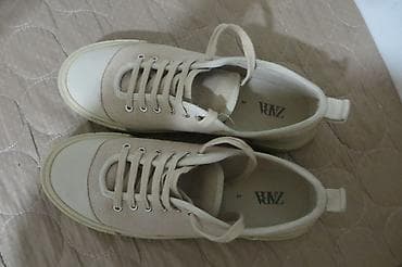 zara farmerke snizenje: ZARA br 44 28cm unutrasnje gaziste stopala dva puta obuvene kao nove — 6